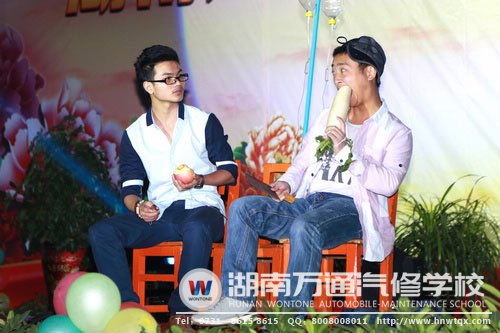 《診所風(fēng)波》，同學(xué)們的肢體語言是不是很豐富呢？