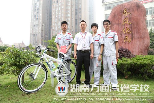 再接再厲，爭取在總決賽中勇得桂冠！