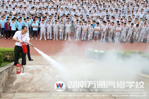 正確使用消火栓，才可滅火