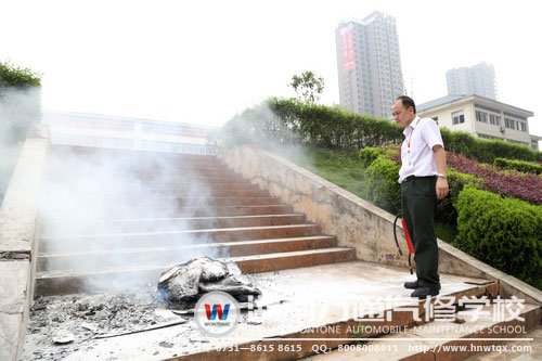 掌握必備的消防安全知識，滅火其實并不難