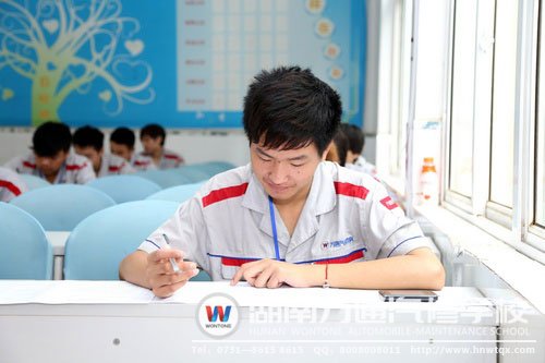 同學(xué)對(duì)考試信心十足