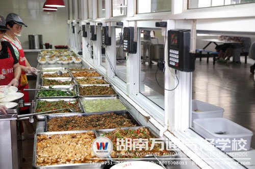 葷素搭配，營養(yǎng)均衡