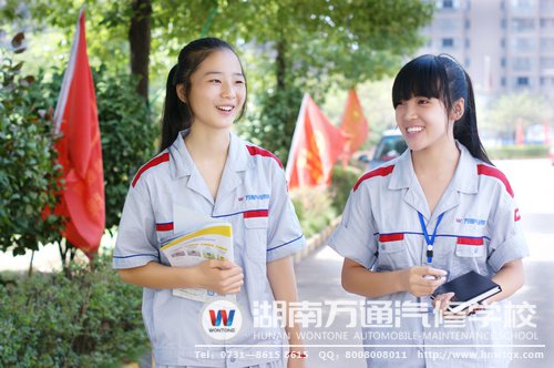 輕松愉悅的校園生活