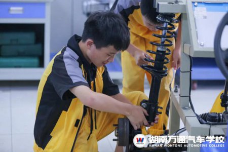 讀技工學校優(yōu)勢的優(yōu)勢有哪些