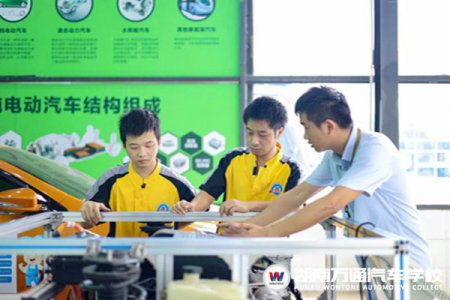 高中生、中職生、再就業(yè)人群記得領(lǐng)取福利~純技能精修課程太香啦！