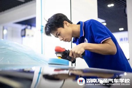 學(xué)汽車美容想創(chuàng)業(yè)，首選這6大項目！