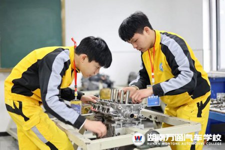 讓數(shù)據(jù)說話，家長們怎么看職業(yè)教育？