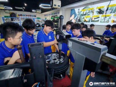 好玩,易學(xué)!新生精彩生活告訴你提前入學(xué)可以做什么