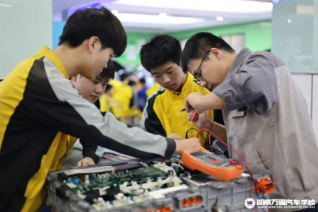 孩子初中/高中就輟學(xué)打工?不要因為一時沖動,賭上自己的未來