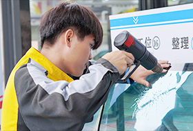 萬通汽修學(xué)校,學(xué)汽修,汽修學(xué)校,汽修培訓(xùn),汽車修理學(xué)校